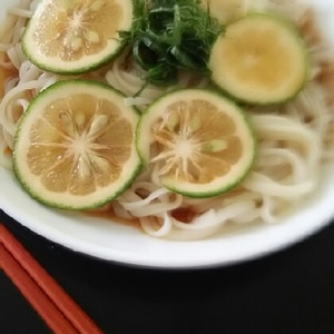 某そうめん屋さんの味♪超簡単夏にすだちそうめん